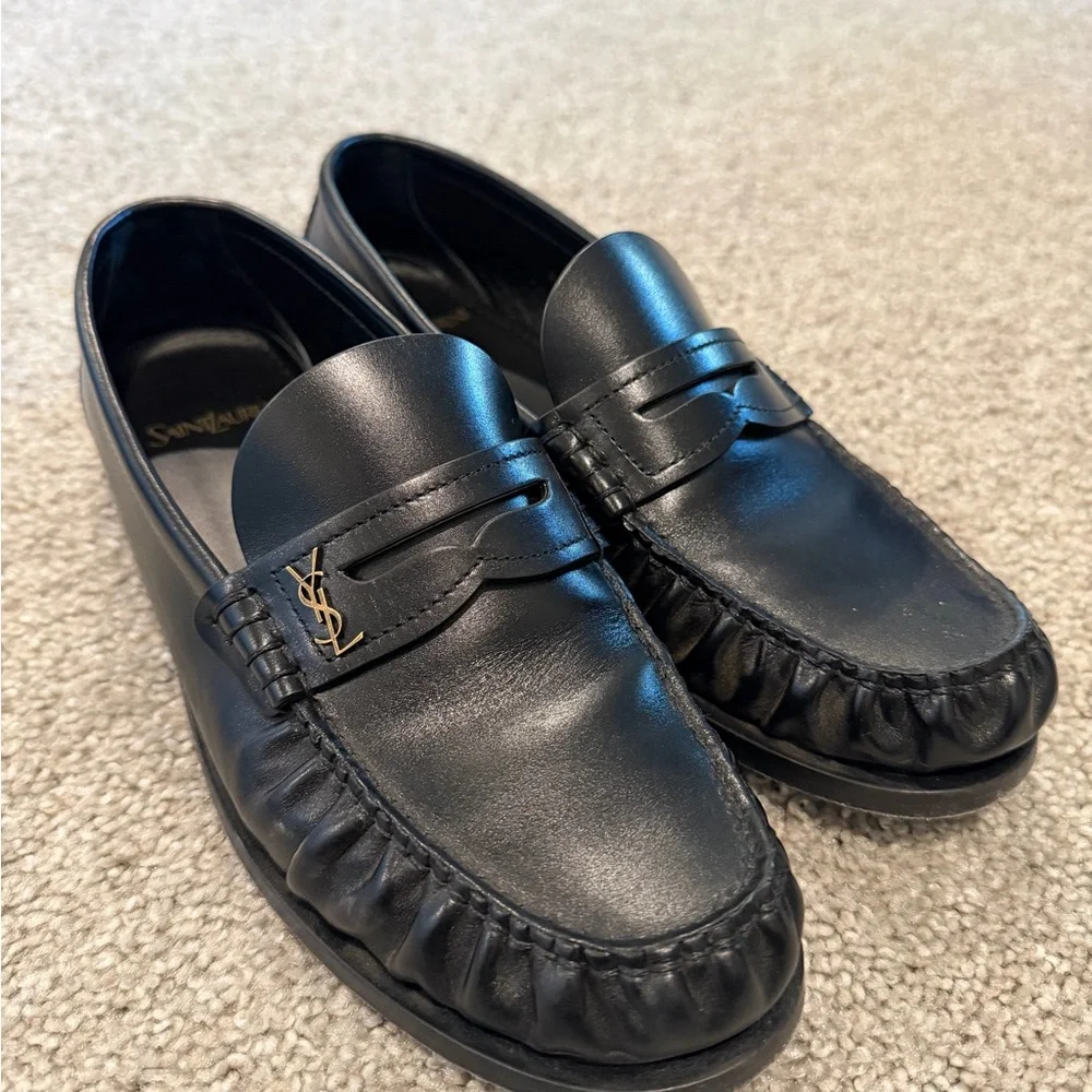 Saint Laurent Black Leather Loafers - Picture 2 of 16